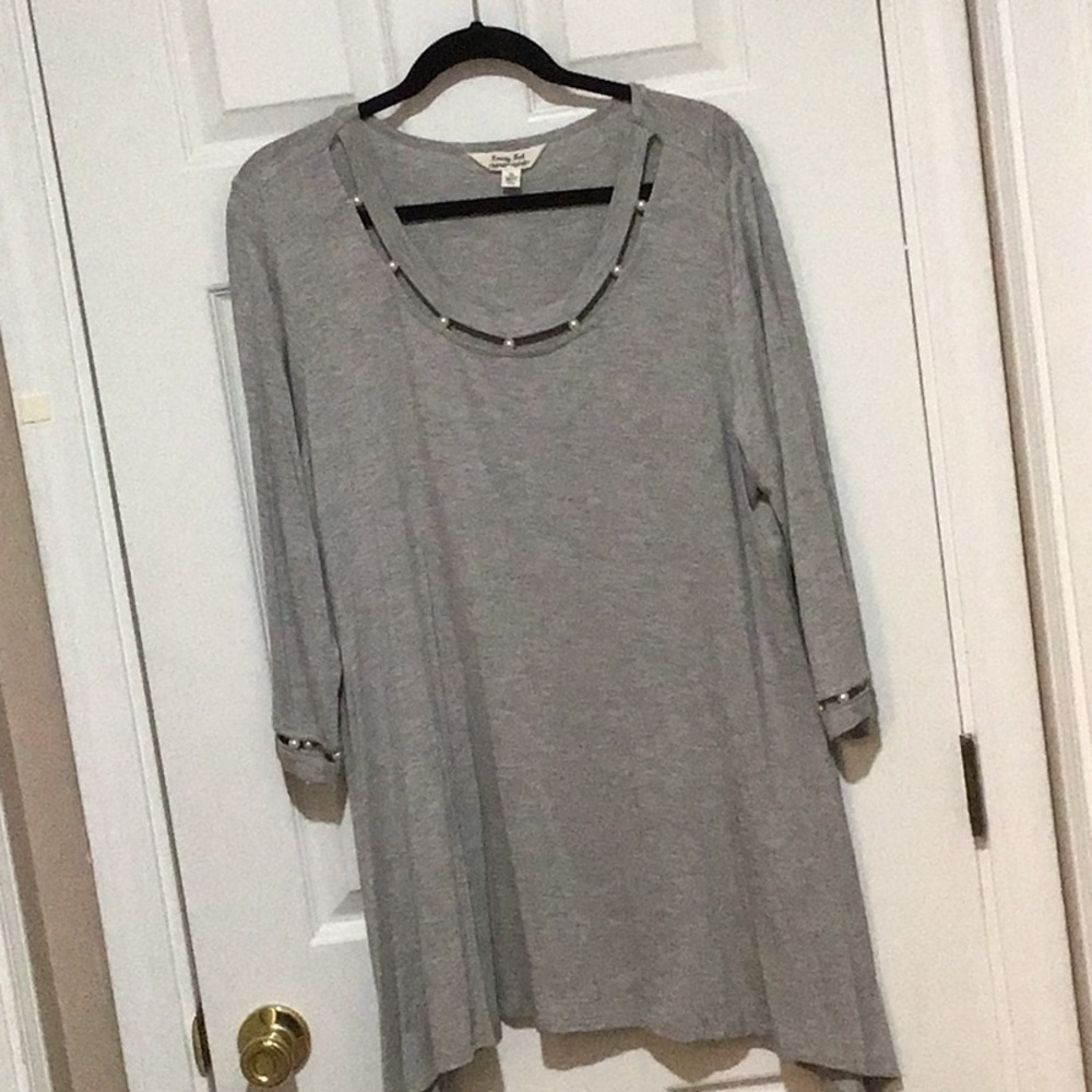 Tunic top with pearl trim